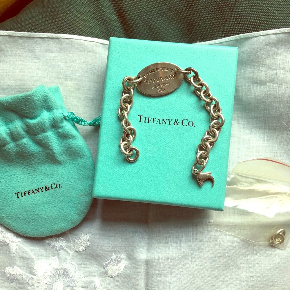 Tiffany’s ID bracelet -Broken Clasp